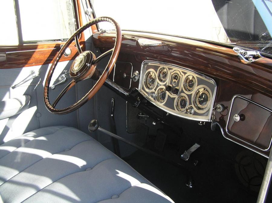  Packard Twelve Model 1107 Formal Sedan 1934 года  (фото 4 из 9)